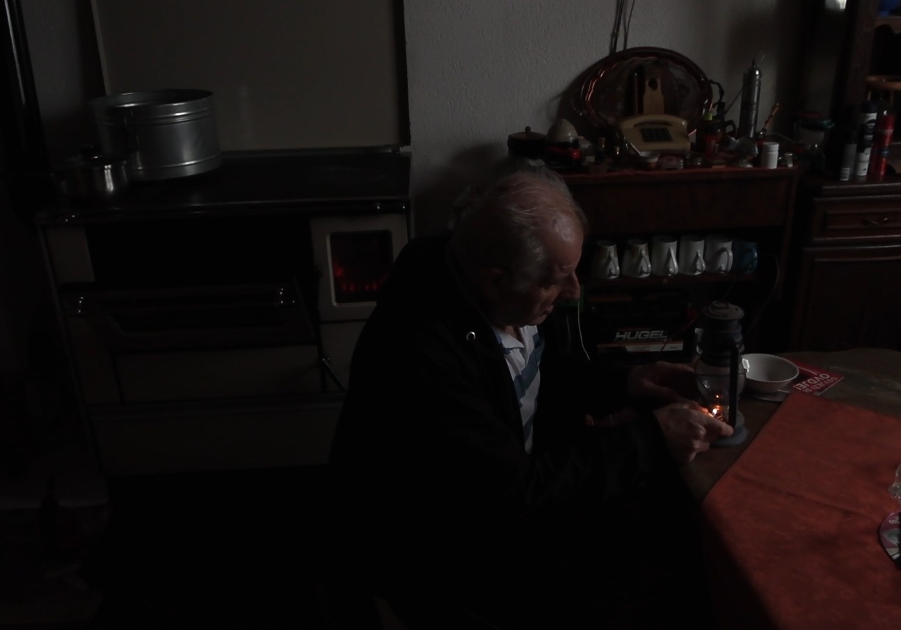 Bošnjački povratnici kod Foče bez struje tri decenije!