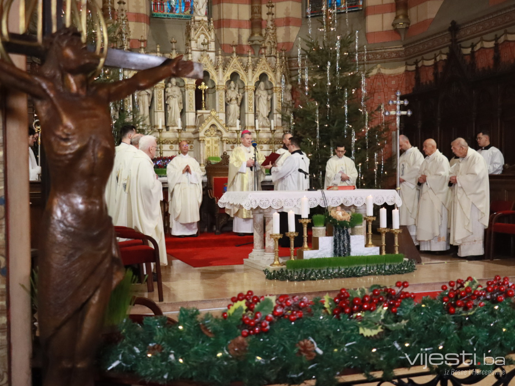 Božićna poruka mira i zajedništva s mise u Sarajevu