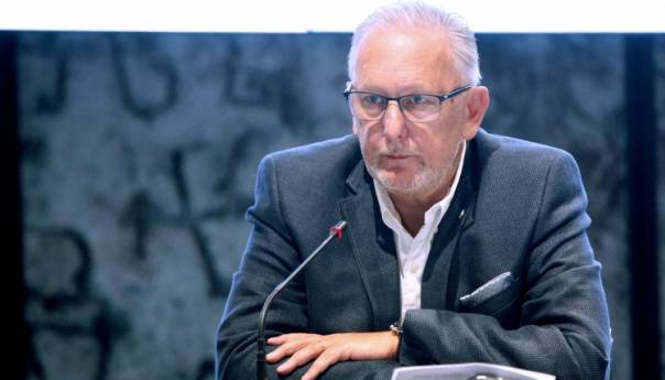 Božinović: Svi koji nisu cijepljeni ili nisu preboljeli bolest, zarazit će se