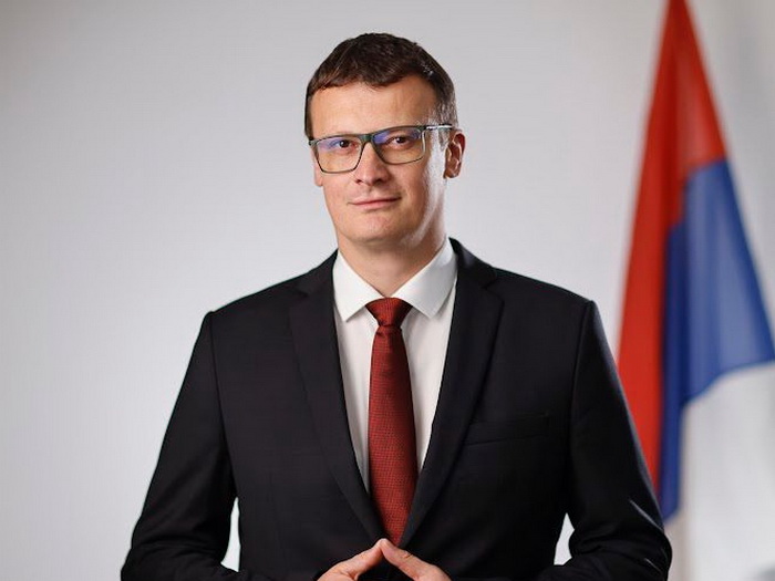 Božović Dodiku: Ti braniš RS? Kao u ratu? Kao od Viadukta?