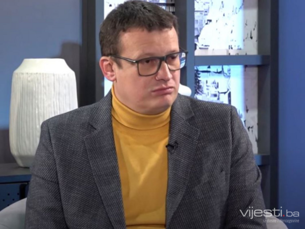 Božović pita: Kome je uplaćeno 30 miliona eura na račun u Moskvi?