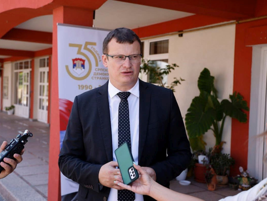 Božović: Režim zna da je kraj blizu, kroz pojedince radi protiv opozicije