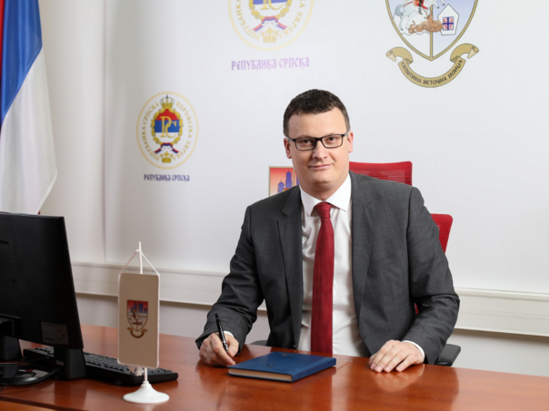 Božović: Rukovodstvo SDS-a odgovorno za loše stanje u stranci, RS u političkom sunovratu