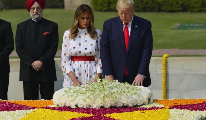 Bračni par Trump odao počast Mahatmi Gandhiju u Rajghatu