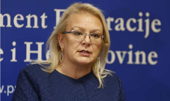 Bradara: Usvojiti budžet što prije kako ne bi došlo do zastoja u FBiH 