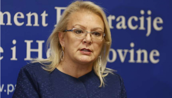 Bradara: Usvojiti budžet što prije kako ne bi došlo do zastoja u FBiH