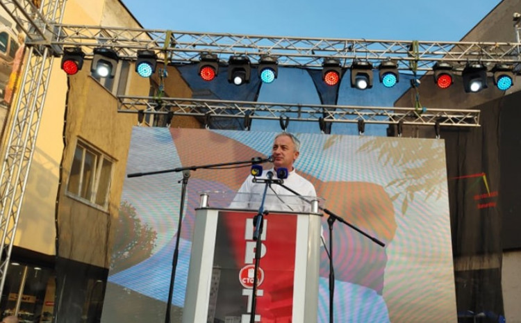 Branislav Borenović: Ili oni ili mi