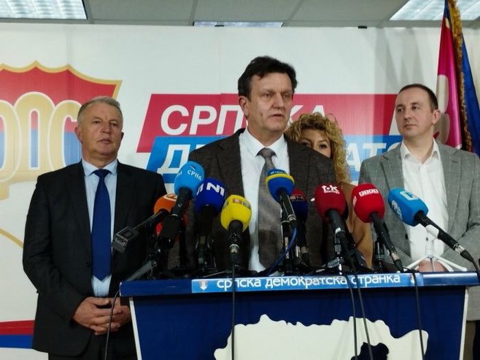 Branko Blanuša priznao poraz, bez čestitke Karanu