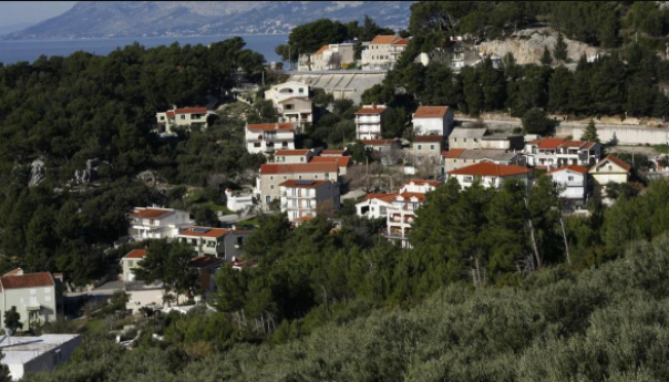 Brat i sestra zarobili i mučili brata kod Makarske