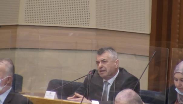 Bratić o VSTV-u RS: Ima elemenata državnog udara