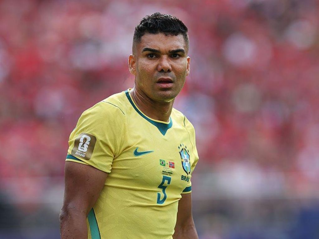 Brazilska legenda napustila Manchester United, zaigrat će s Messijem