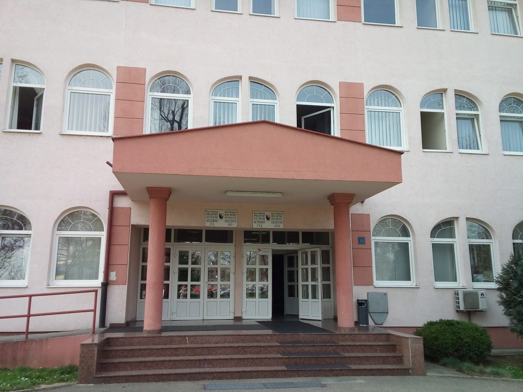 Brčacima šest godina zatvora zbog razbojništva u sportskoj kladionici