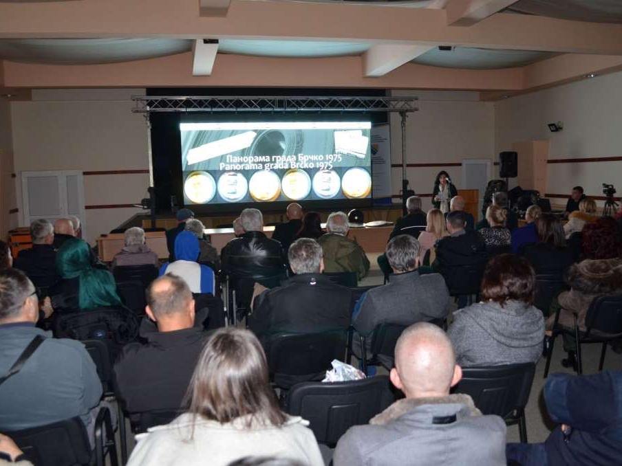 Brčanski arhiv obilježio Dan arhiva premijerom filma "Panorama grada Brčko 1975."