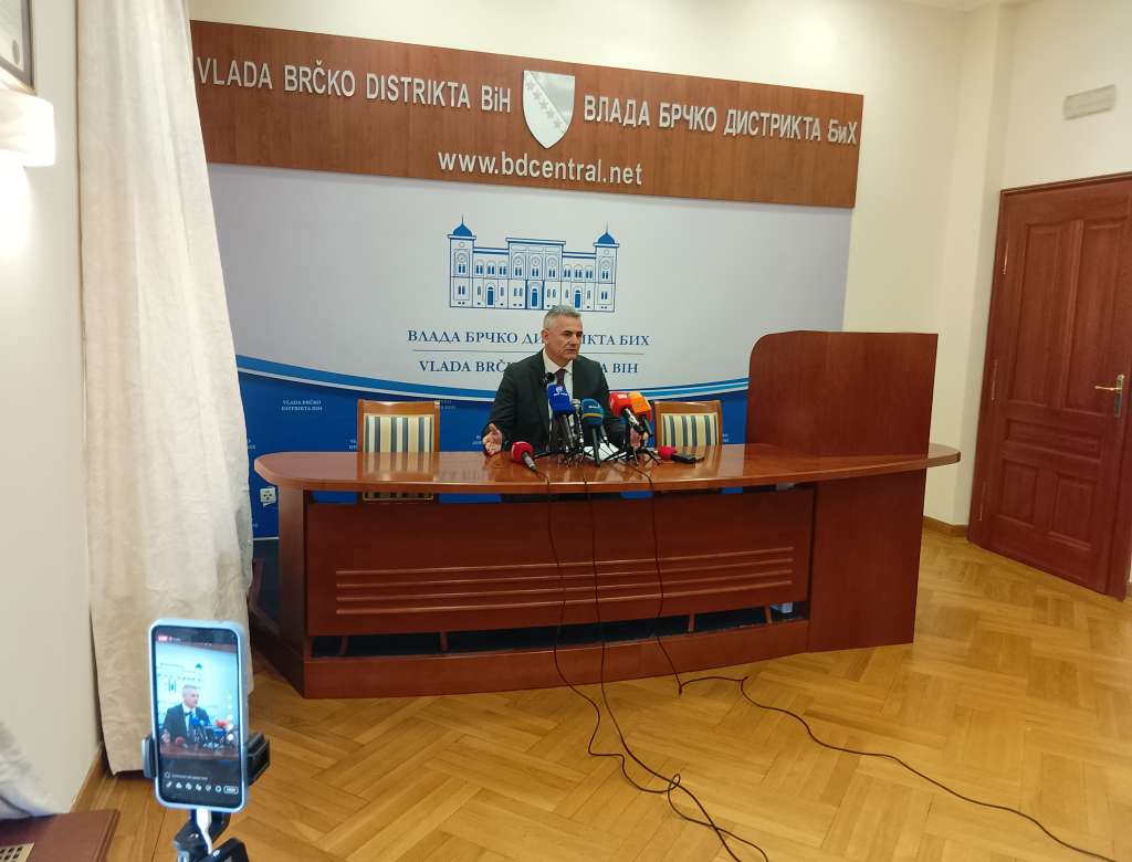 Brčko - Uskoro novi Zakon o vrijednosnim papirima, a potom i berza