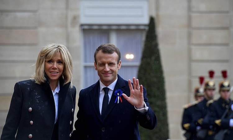 Brigitte Macron u samoizolaciji