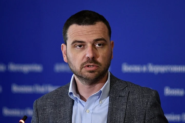 Brisel jasan, Eichhorst ovdje govori sasvim drugačije