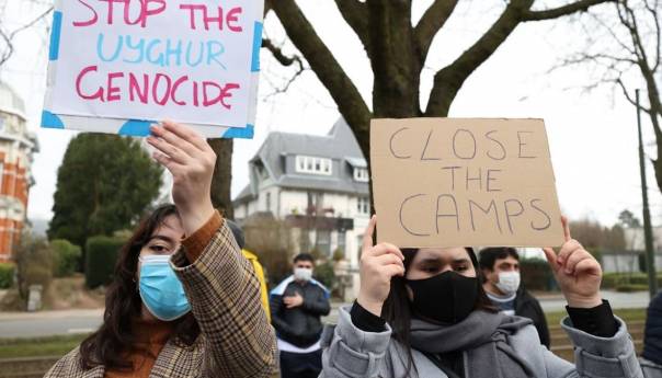 Brisel: Protest ispred kineske ambasade zbog torture nad Ujgurima