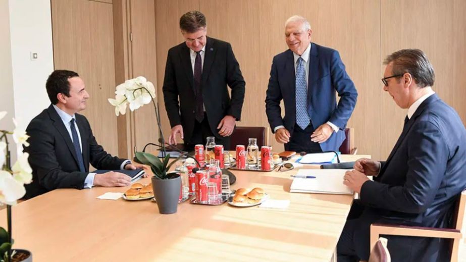 Brisel: Sutra sastanak Vučića i Kurtija