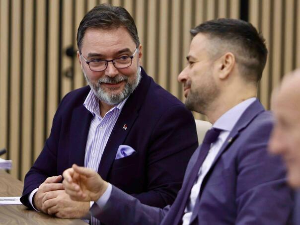 Brisel upozorava na Košarčeve aktivnosti i veze s Rusijom