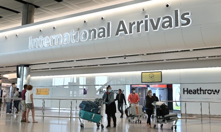 Britanci mogu putovati u 70 zemalja bez samoizolacije u povratku