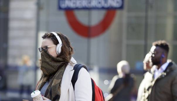 Britanija četvrtu sedmicu u izolaciji, počinju razgovori o smanjenju mjera