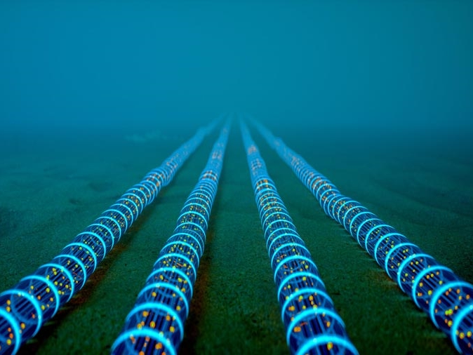 Britanija i Norveška će zajedno štititi podmorske kablove od Rusije