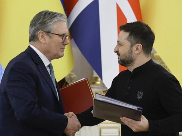 Britanija i Ukrajina potpisale historijski važan stogodišnji sporazum