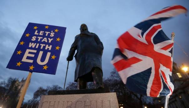 Britanija poručila EU: Prvo dogovor o jednostavnijim aspektima Brexita