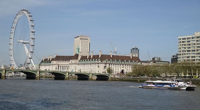 Britanija radi na popuštanju mjera za putnike iz zemalja niskog rizika zaraze