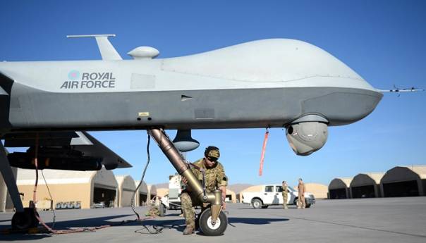 Britanija šalje borbene dronove Ukrajini