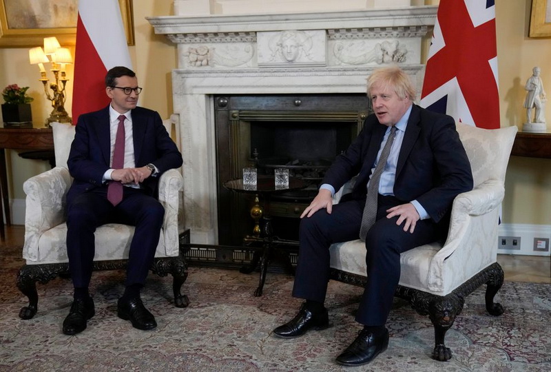 Britanija stoji 'rame uz rame' s Poljskom