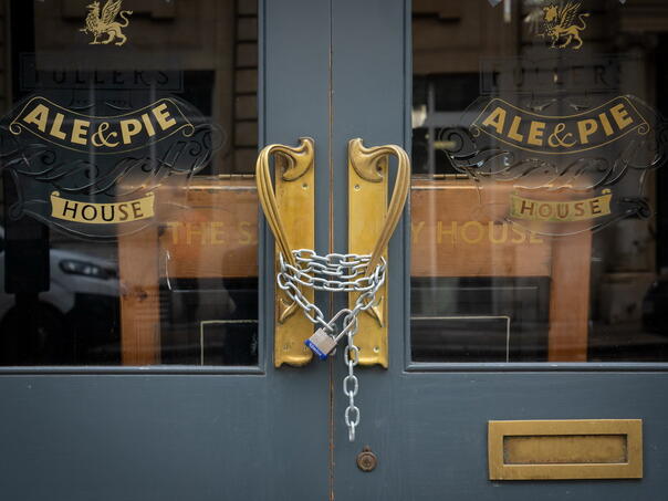 Britanija u 2024. ostala bez gotovo 300 pubova, 4500 ljudi ostalo bez posla