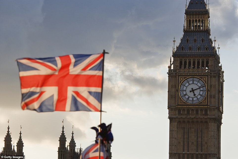 Britanija uvodi nove trgovinske sankcije Rusiji