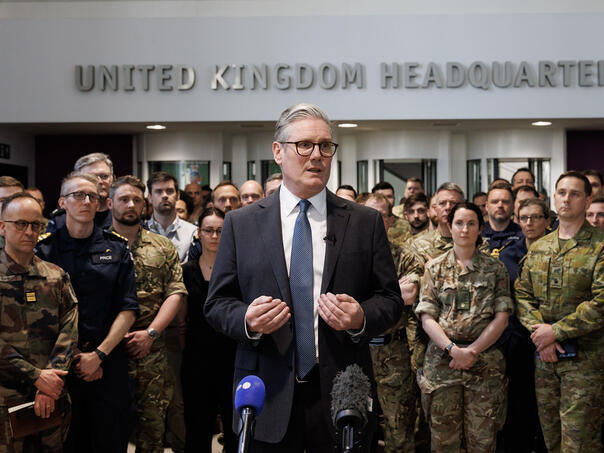 Britanska vlada reže broj dolazaka 'stranaca'