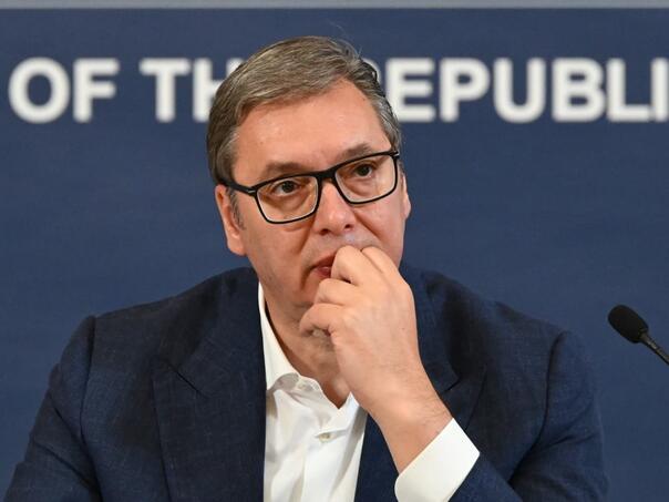 Britanski list: Vučiću nedostaje manevra, nezadovoljstvo je kulminiralo