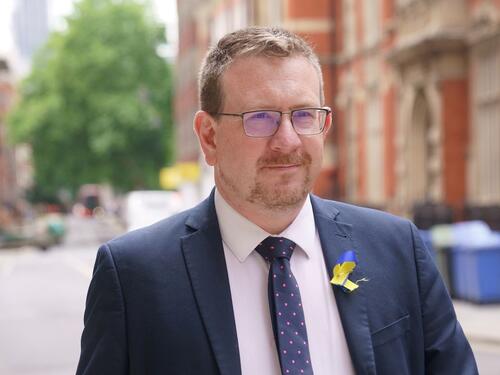 Britanski ministar smijenjen jer je poželio smrt penzionerki