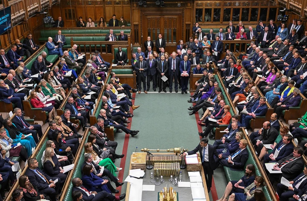 Britanski parlament odobrio zakon o deportaciji migranata u Ruandu