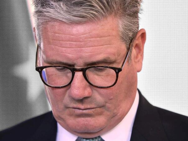 Britanski premijer se izvinio Epsteinovim žrtvama: Žao mi je