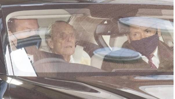 Britanski princ Philip napustio bolnicu nakon operacije na srcu