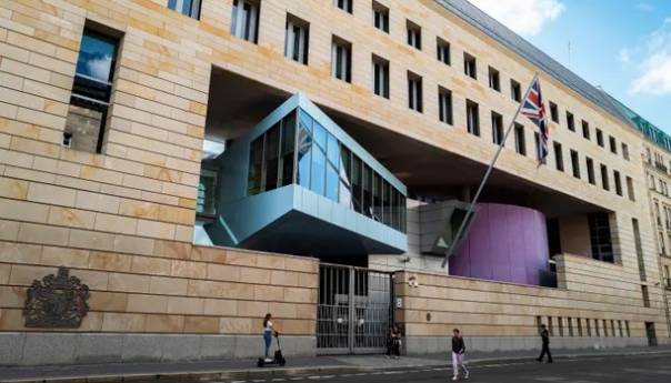 Britanski zaštitar optužen za špijuniranje u korist Rusije