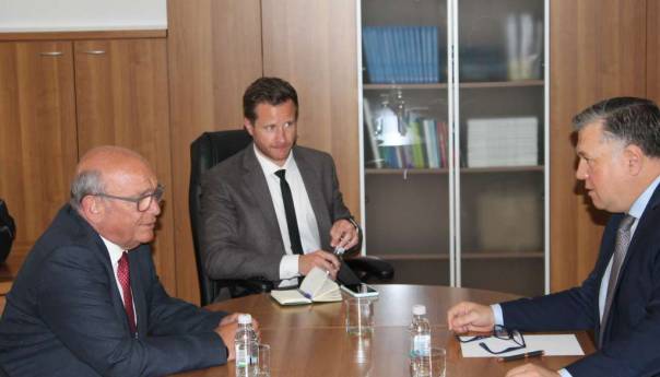 Brkić primio specijalnog izaslanika za zapadni Balkan Stuarta Peacha