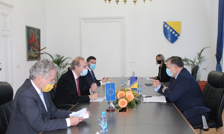 Brkić se zahvalio dužnosnicima EEAS-a na pomoći u izazovnom vremenu