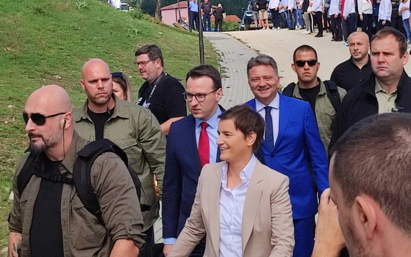 Brnabić: Interes Srbije i srpskog naroda jeste mir