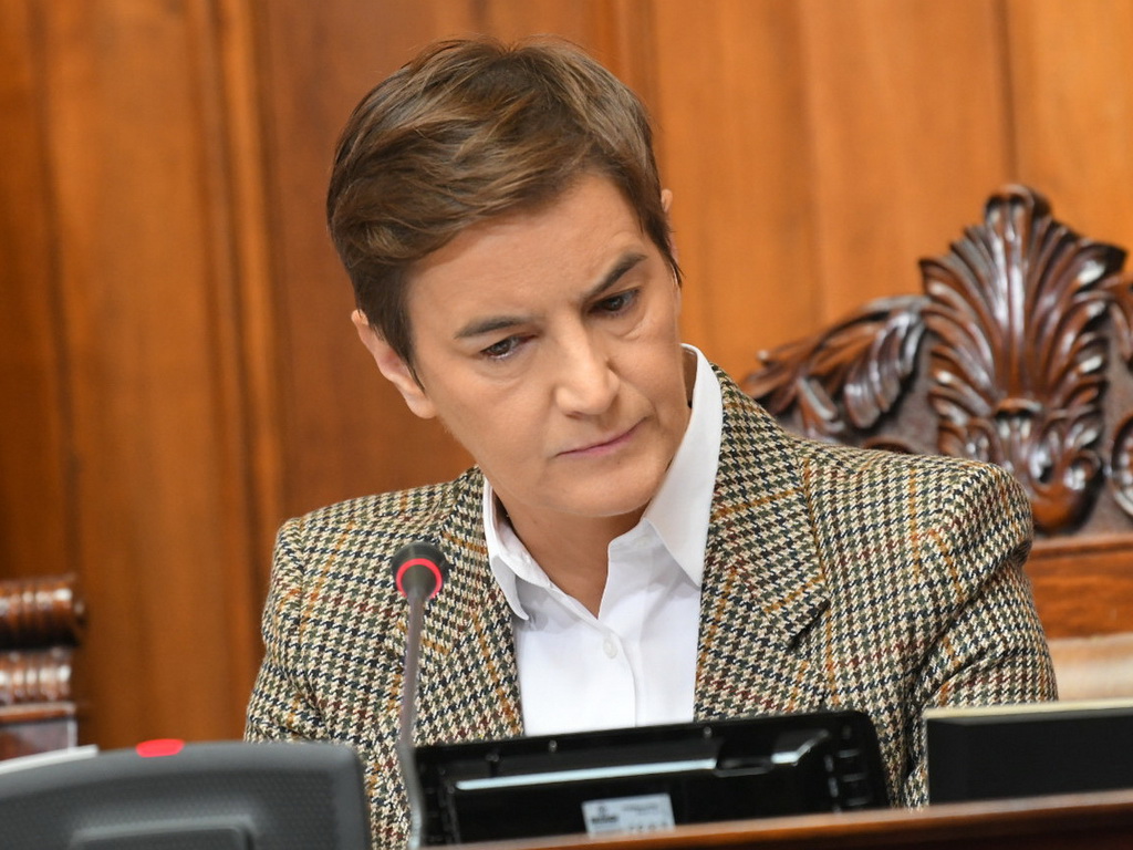 Brnabić probala da odbrani Vučića na X-u, pa od algoritma dobila surovu poruku