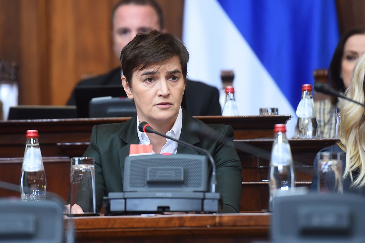 Brnabić: Razoružaćemo Srbiju