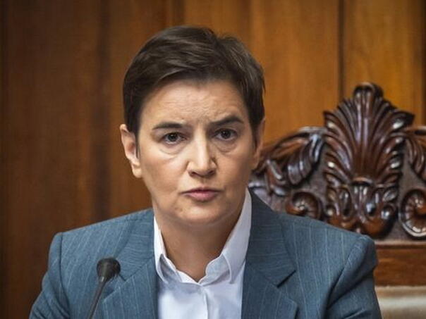 Brnabić: Referendum o Vučiću dogovorio bi se za sat vremena, nadstrešnica je diverzija