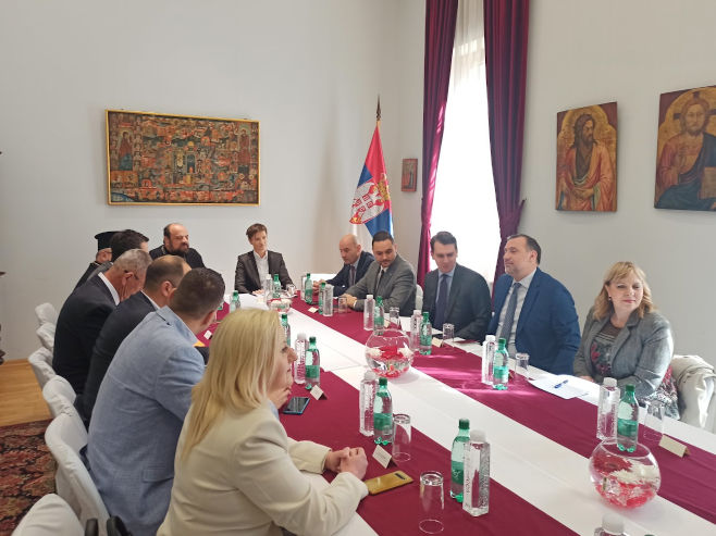 Brnabić sa Srbima iz Mostara, Ravnog i Stoca