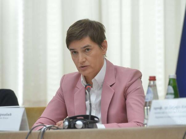 Brnabić: Usred smo oluje, vjetrovi udaraju u Srbiju