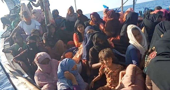 Brod s Rohinja izbjeglicama potonuo kod obale Mijanmara, izvučeno 14 tijela