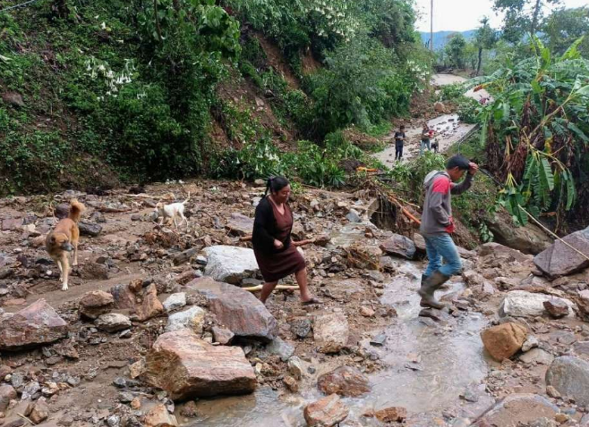 Broj poginulih od oluje Otis u Meksiku porastao skoro na stotinu
